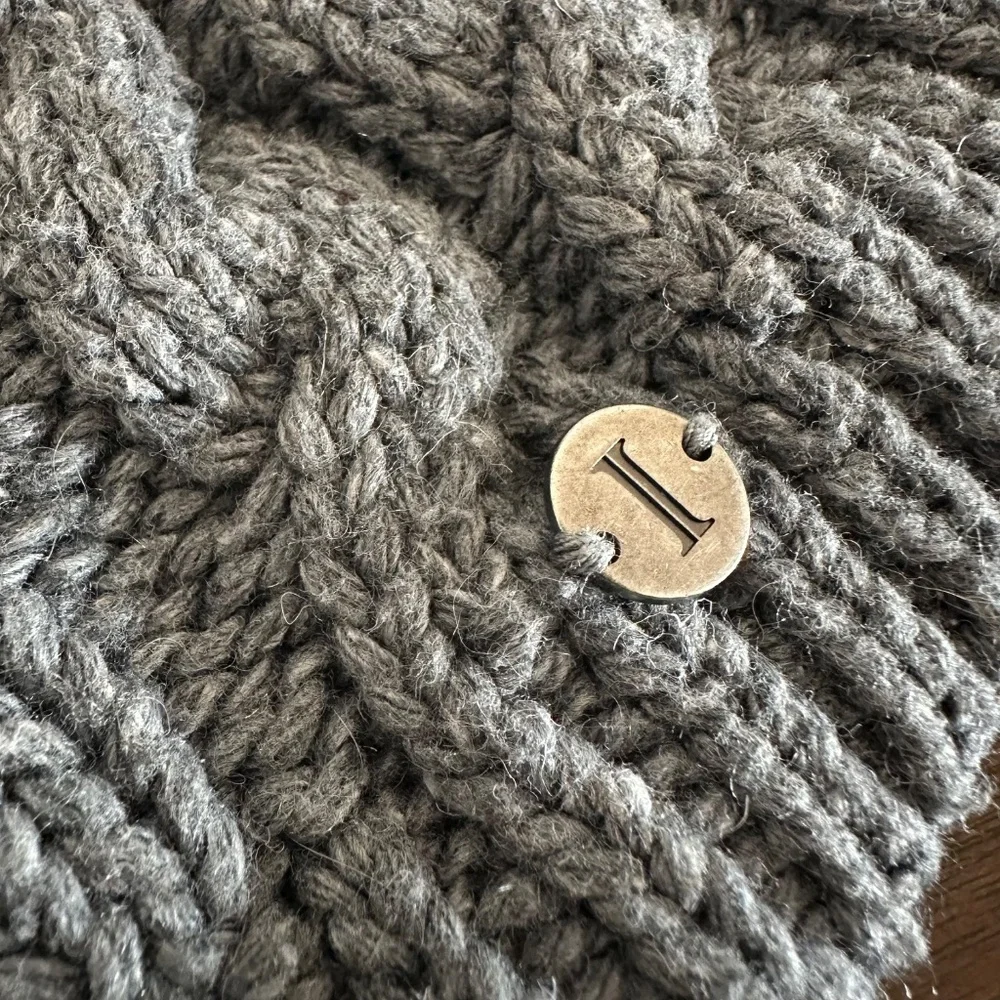 FREE WITH PURCHASE cable knit grey gray winter beanie hat